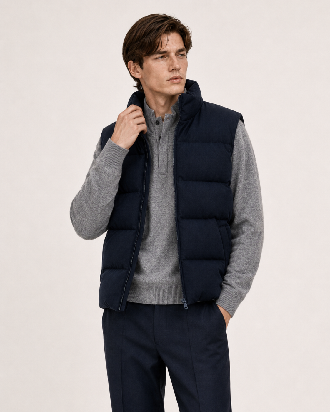 GILET IMBOTTINTO CON CAPPUCCIO NASCOSTO