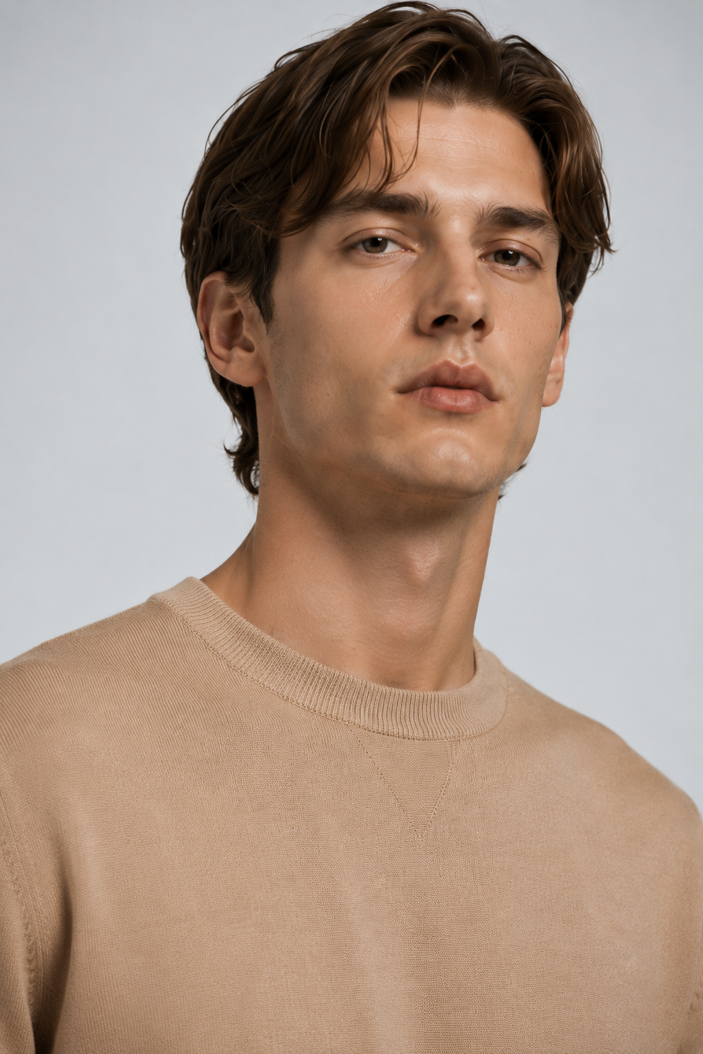 MAGLIA VISCOSA  CON TOPPA SUL GOMITO